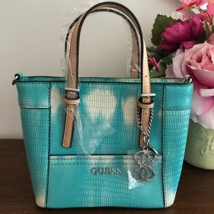 BN Guess Purse